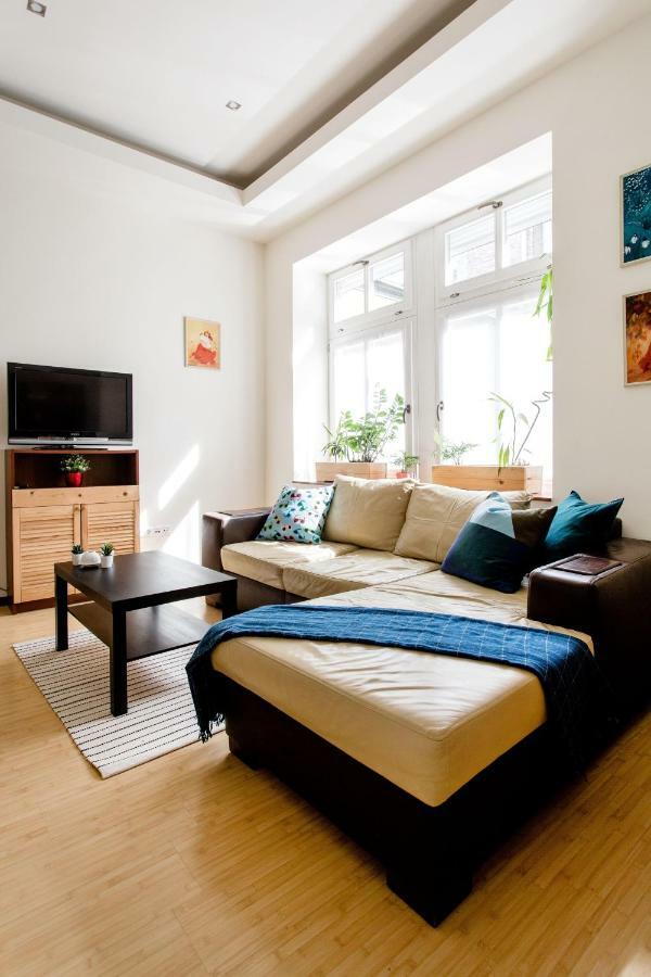Downtown Delight Near The Basilica Apartment Budapest Bagian luar foto