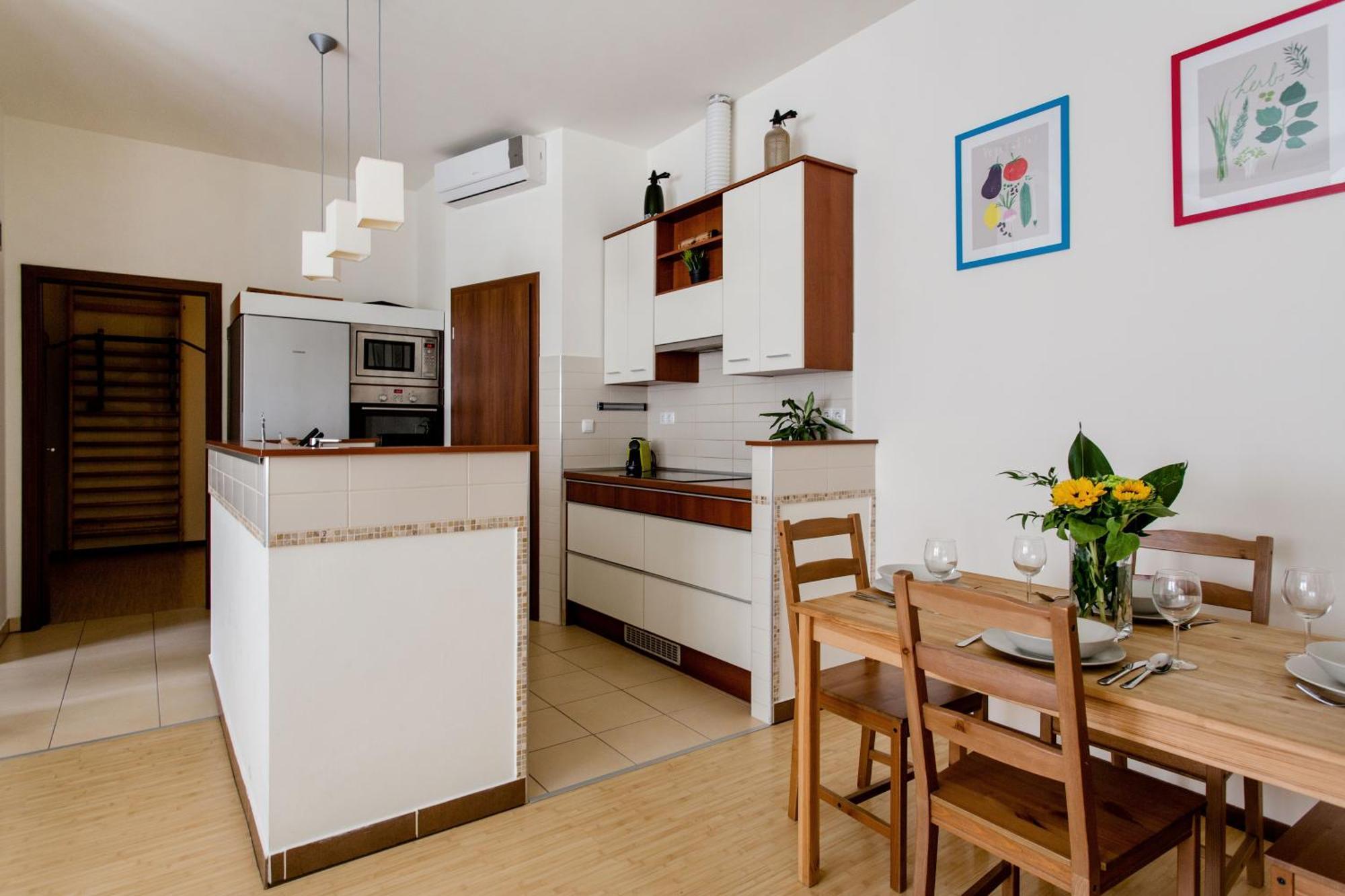 Downtown Delight Near The Basilica Apartment Budapest Bagian luar foto